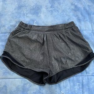 Lululemon Hotty hot short metallic!